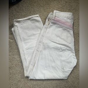 White Levi’s Women’s Ribcage Straight Ankle Jeans with Stitching in the Back